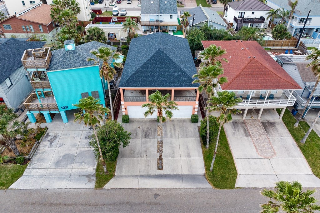 South Padre Island, Texas, 78597, United States, 5 Bedrooms Bedrooms, ,4 BathroomsBathrooms,Residential,Active,1734045