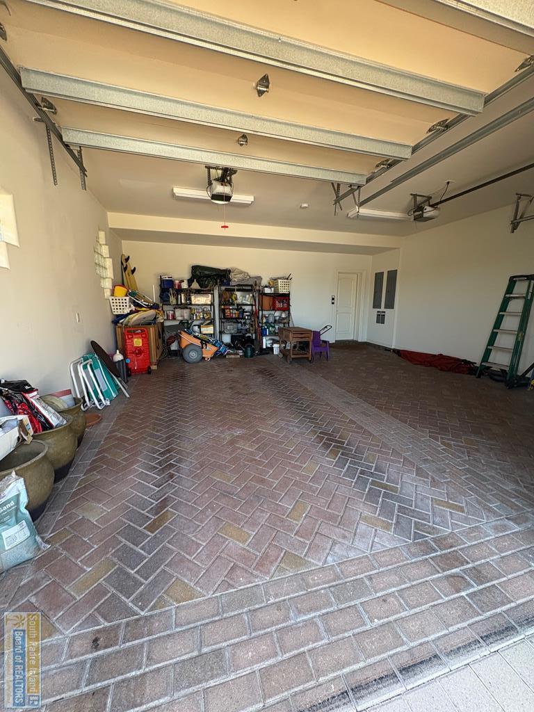 South Padre Island, Texas, 78597, United States, 5 Bedrooms Bedrooms, ,7 BathroomsBathrooms,Residential,Active,1859407