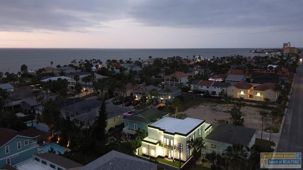 South Padre Island, Texas, 78597, United States, 4 Bedrooms Bedrooms, ,6 BathroomsBathrooms,Residential,Active,2006909