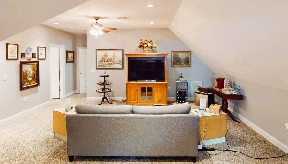 Greer, South Carolina, 29651, United States, 5 Bedrooms Bedrooms, ,7 BathroomsBathrooms,Residential,Active,1894176