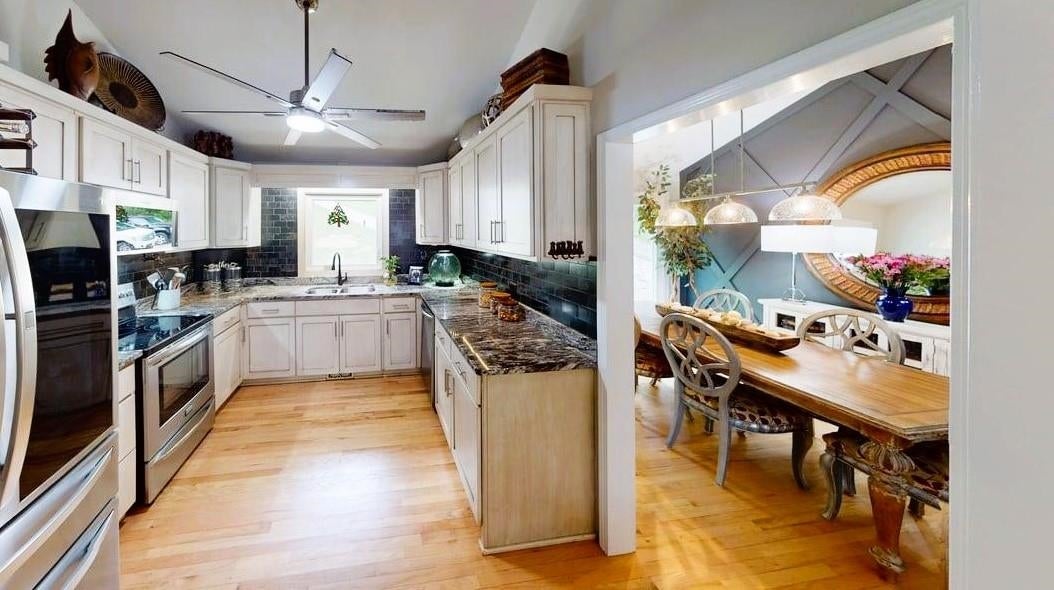 Inman, South Carolina, 29349, United States, 4 Bedrooms Bedrooms, ,3 BathroomsBathrooms,Residential,Active,1894989