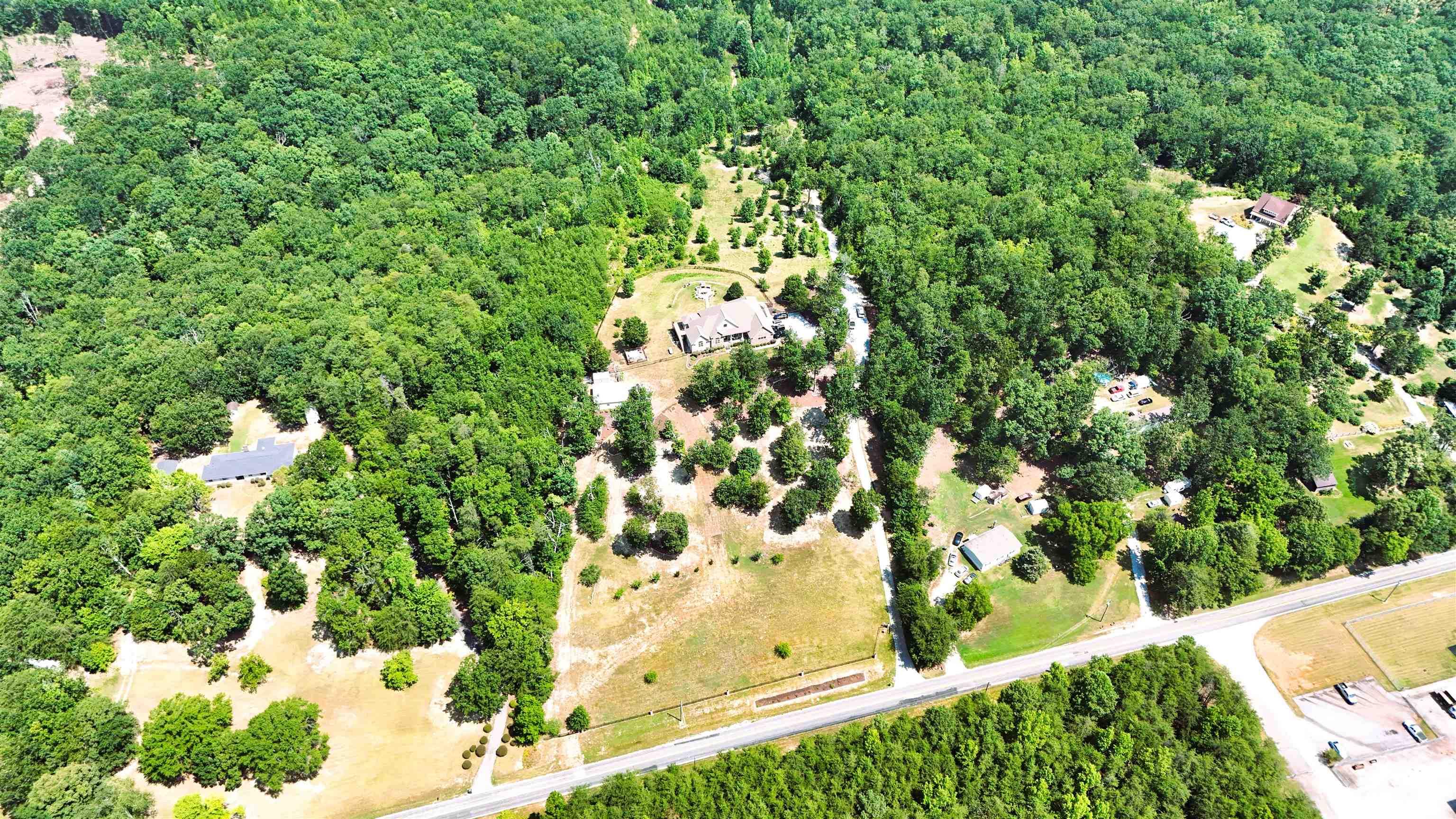 Greer, South Carolina, 29651, United States, 5 Bedrooms Bedrooms, ,7 BathroomsBathrooms,Residential,Active,1894176