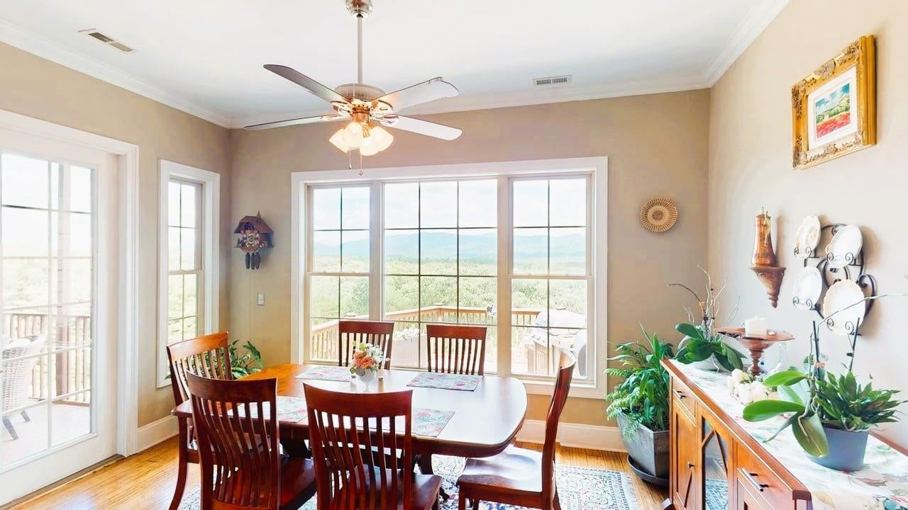 Greer, South Carolina, 29651, United States, 5 Bedrooms Bedrooms, ,7 BathroomsBathrooms,Residential,Active,1894176