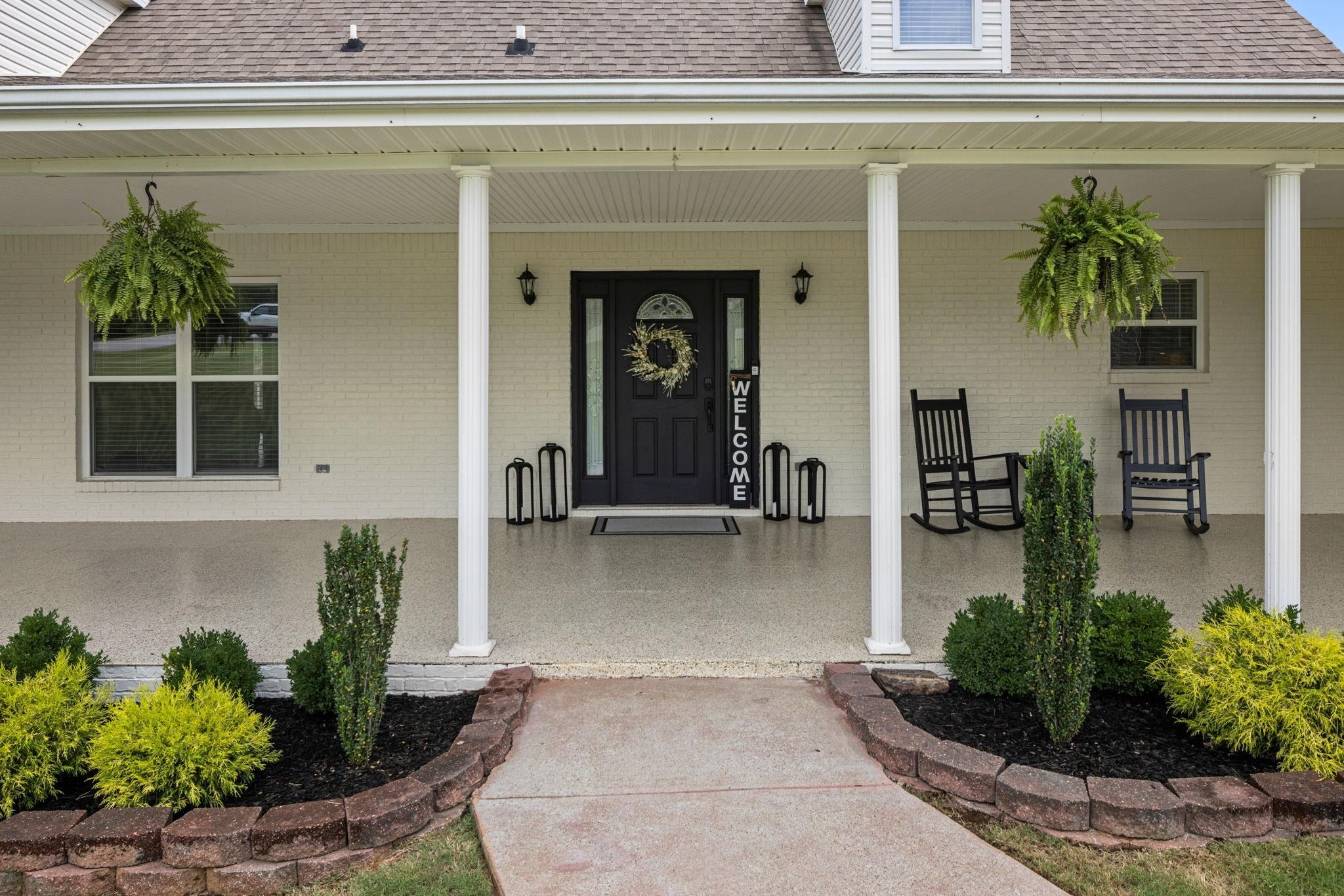 Muscle Shoals, Alabama, 35661, United States, 6 Bedrooms Bedrooms, ,5 BathroomsBathrooms,Residential,Active,1880296