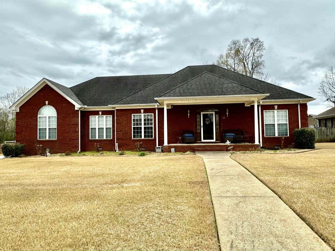 313 KINGSTON DR, FLORENCE, AL 35633, photo 1 of 25