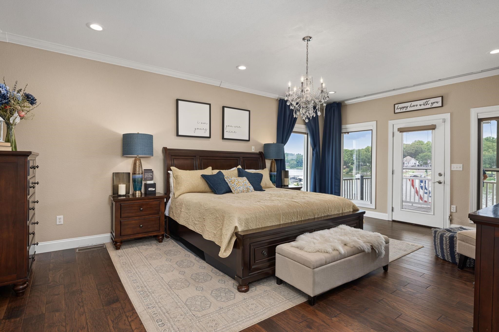 Muscle Shoals, Alabama, 35661, United States, 6 Bedrooms Bedrooms, ,5 BathroomsBathrooms,Residential,Active,1880296