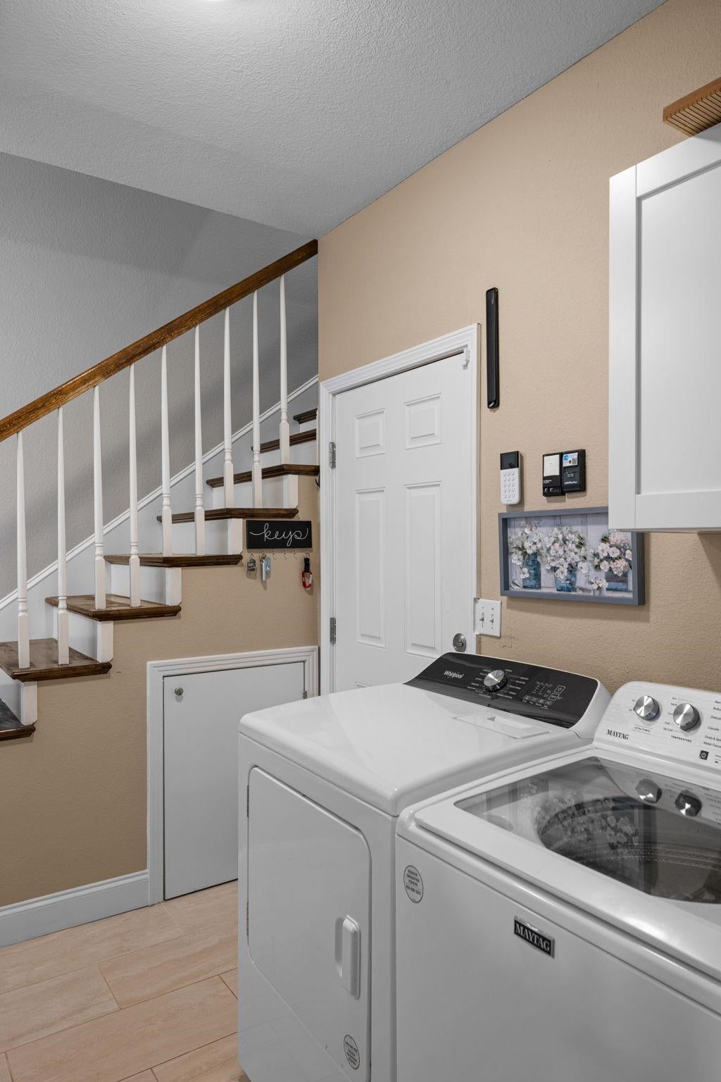 Muscle Shoals, Alabama, 35661, United States, 6 Bedrooms Bedrooms, ,5 BathroomsBathrooms,Residential,Active,1880296