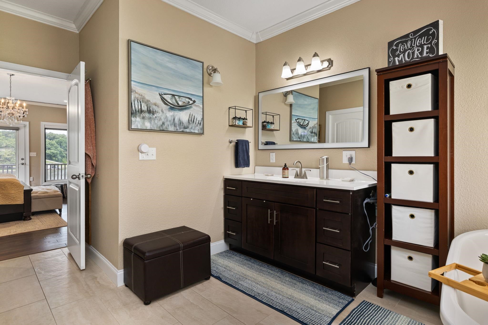 Muscle Shoals, Alabama, 35661, United States, 6 Bedrooms Bedrooms, ,5 BathroomsBathrooms,Residential,Active,1880296