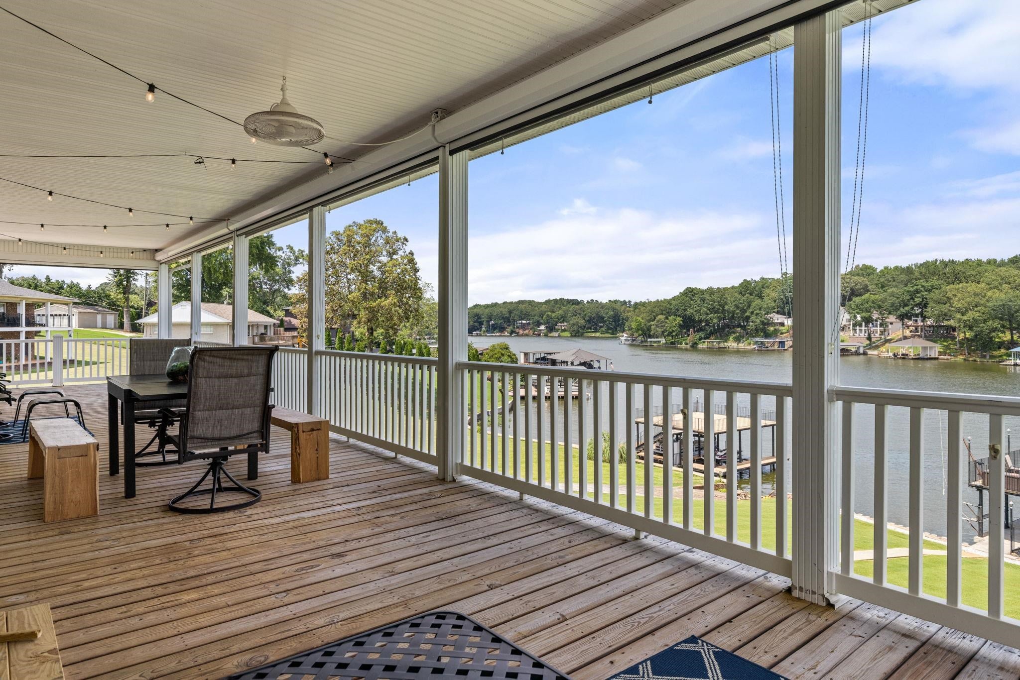 Muscle Shoals, Alabama, 35661, United States, 6 Bedrooms Bedrooms, ,5 BathroomsBathrooms,Residential,Active,1880296