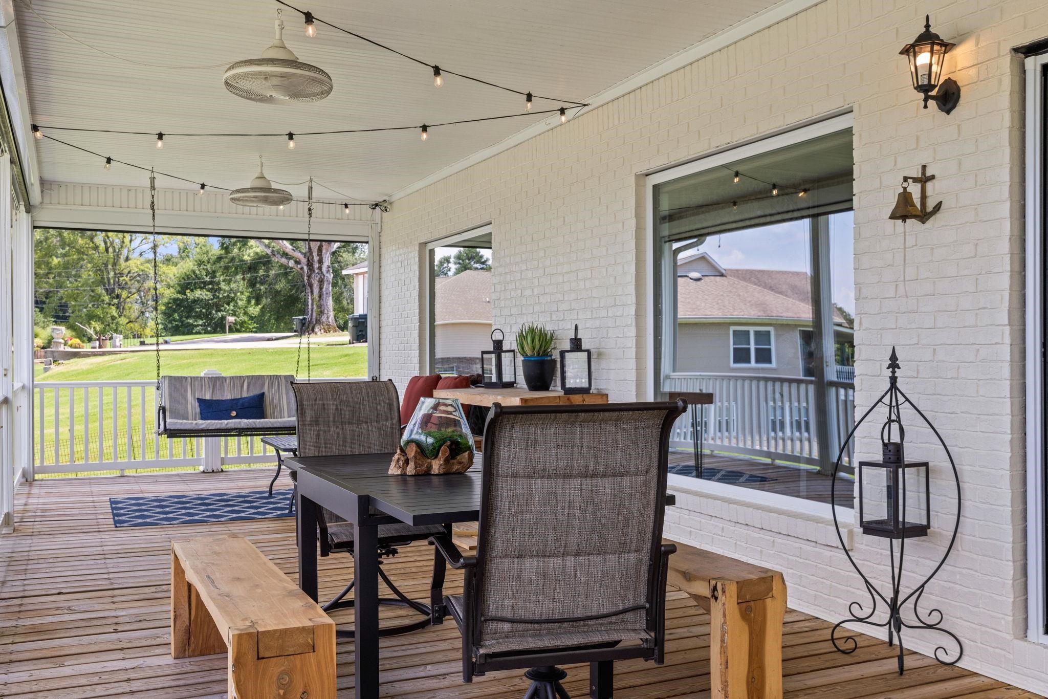 Muscle Shoals, Alabama, 35661, United States, 6 Bedrooms Bedrooms, ,5 BathroomsBathrooms,Residential,Active,1880296