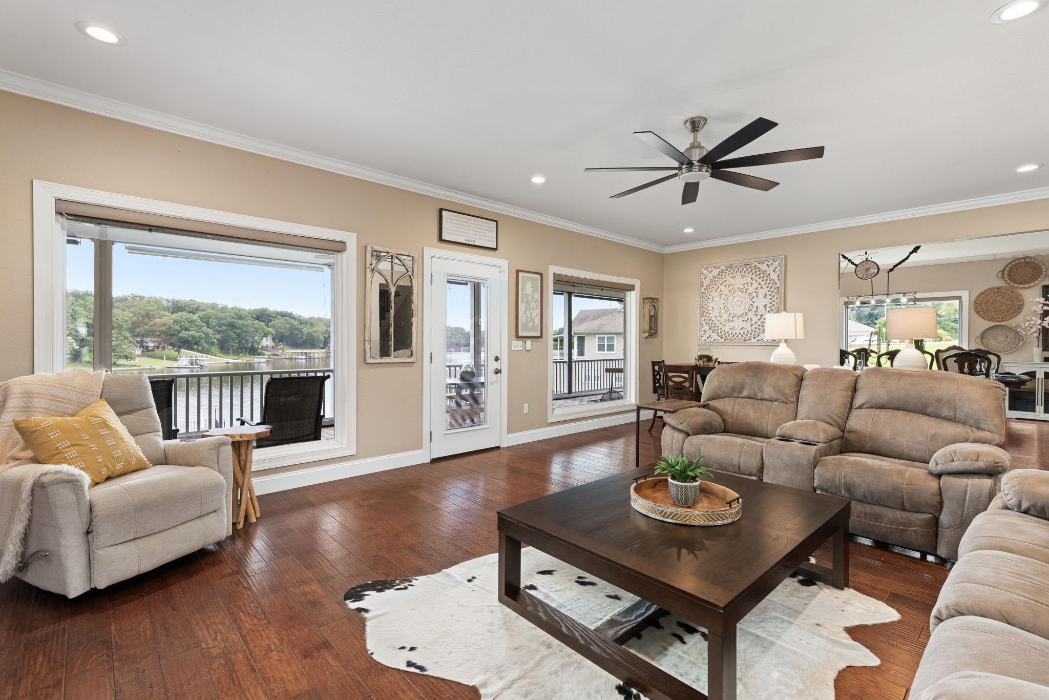 Muscle Shoals, Alabama, 35661, United States, 6 Bedrooms Bedrooms, ,5 BathroomsBathrooms,Residential,Active,1880296