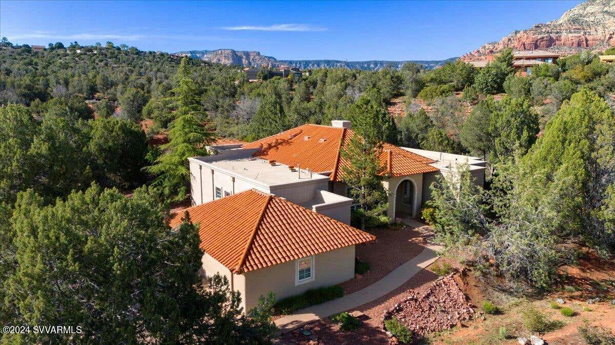 36 W DOVE WING DR, SEDONA, AZ 86336, photo 1 of 45