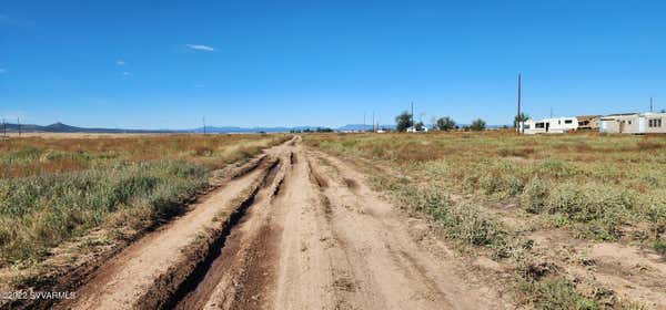 340 W GUYMAS TRL, PAULDEN, AZ 86334, photo 2 of 34