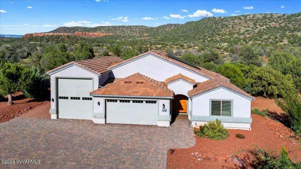 250 CHRYSONA LN, SEDONA, AZ 86336, photo 2 of 46