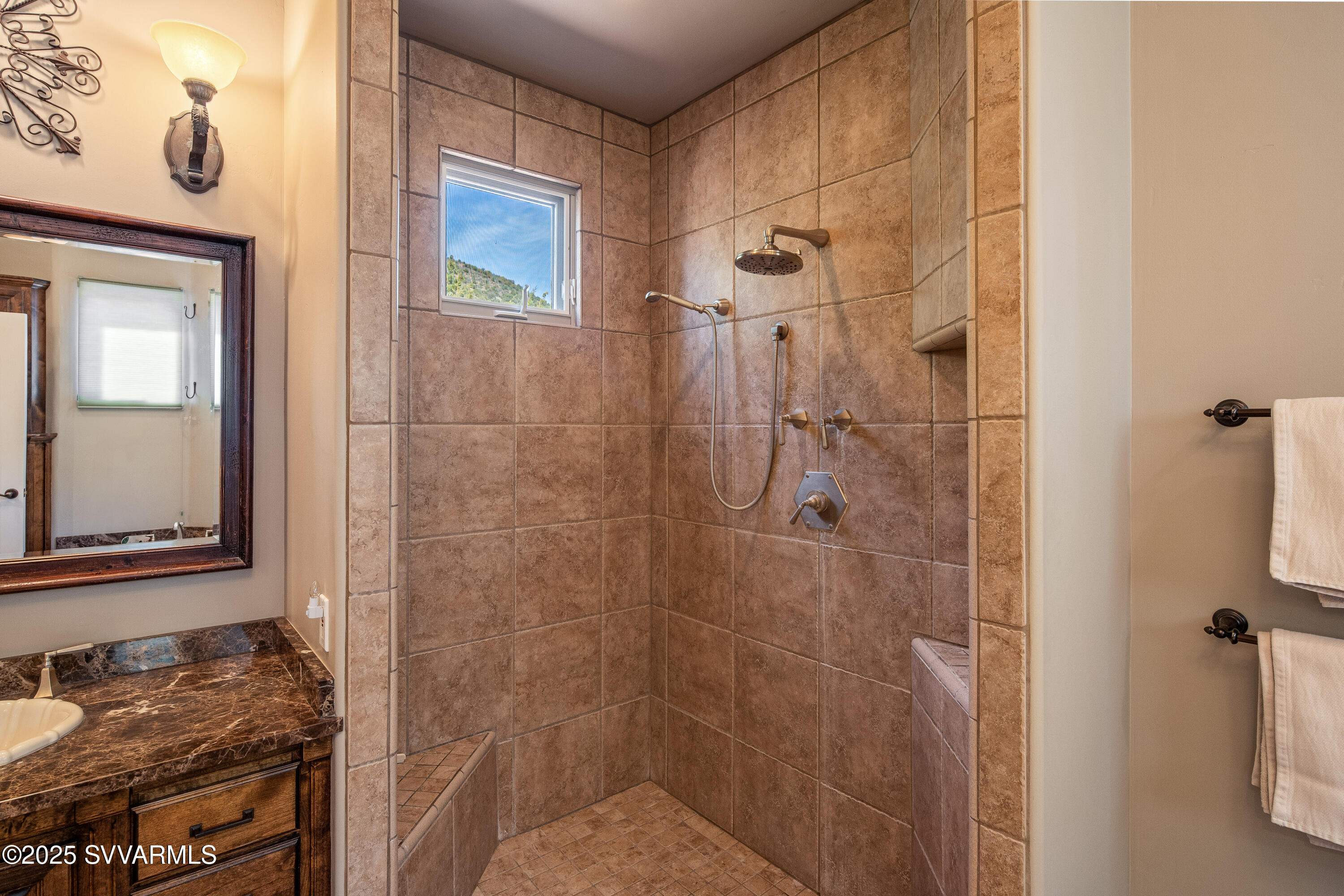 Sedona, Arizona, 86351, United States, 3 Bedrooms Bedrooms, ,3 BathroomsBathrooms,Residential,Active,1798118
