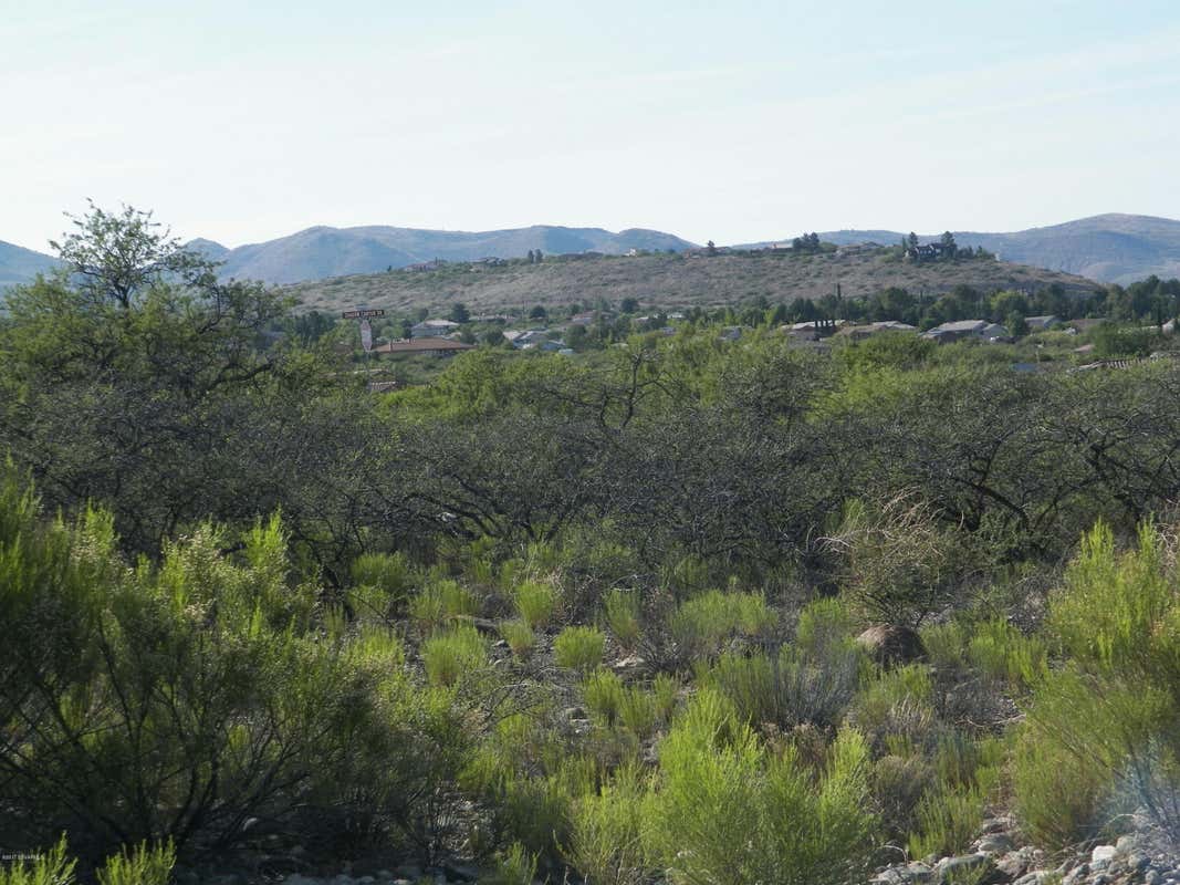 601 SKYLINE BLVD, CLARKDALE, AZ 86324, photo 1 of 5