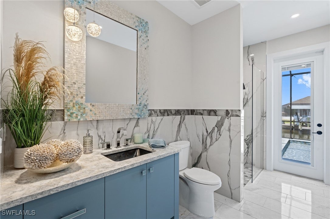 Cape Coral, Florida, 33993, United States, ,2 BathroomsBathrooms,Residential,Active,1790915