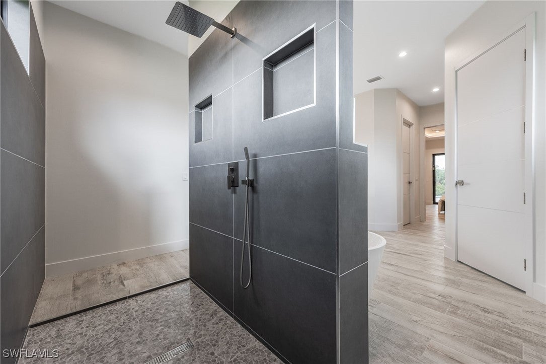 Cape Coral, Florida, 33990, United States, 3 Bedrooms Bedrooms, ,3 BathroomsBathrooms,Residential,Active,1877773