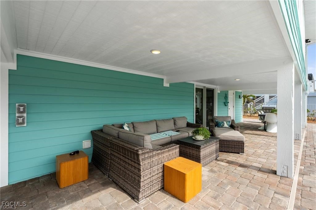 Fort Myers Beach, Florida, 33931, United States, 3 Bedrooms Bedrooms, ,3 BathroomsBathrooms,Residential,Active,1945460