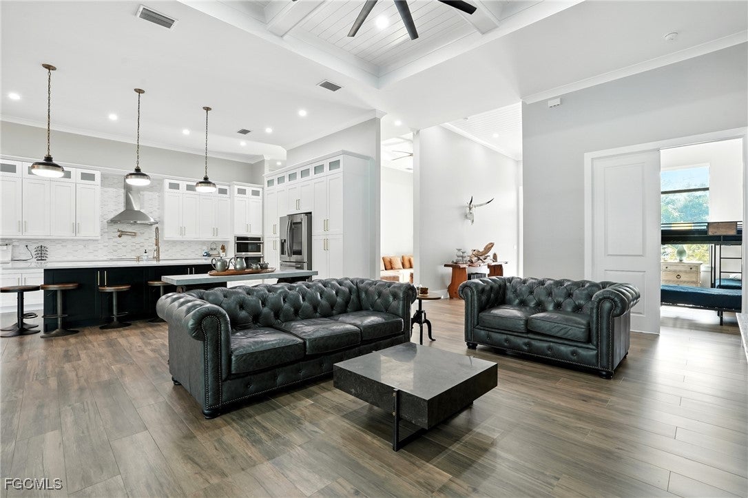 Naples, Florida, 34117, United States, 4 Bedrooms Bedrooms, ,4 BathroomsBathrooms,Residential,Active,1914572