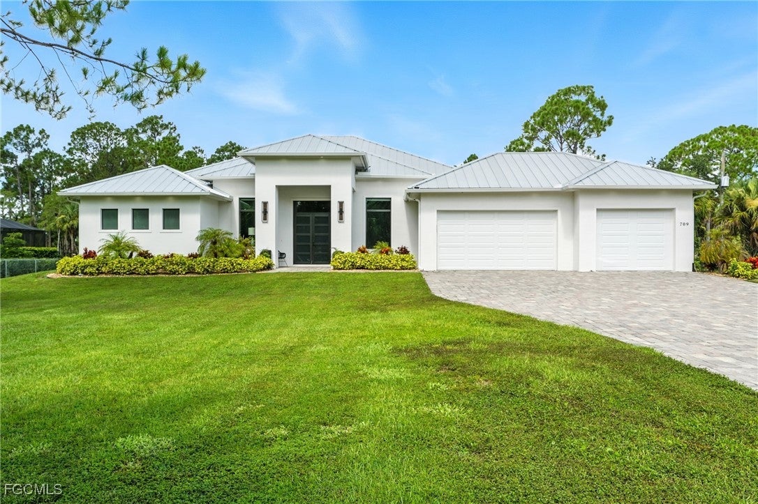 Naples, Florida, 34117, United States, 4 Bedrooms Bedrooms, ,4 BathroomsBathrooms,Residential,Active,1914572