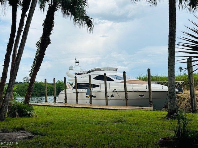 Alva, Florida, 33920, United States, 6 Bedrooms Bedrooms, ,4 BathroomsBathrooms,Residential,Active,2010171