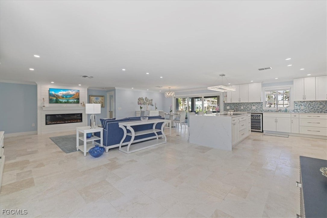 Fort Myers Beach, Florida, 33931, United States, 3 Bedrooms Bedrooms, ,3 BathroomsBathrooms,Residential,Active,1902947