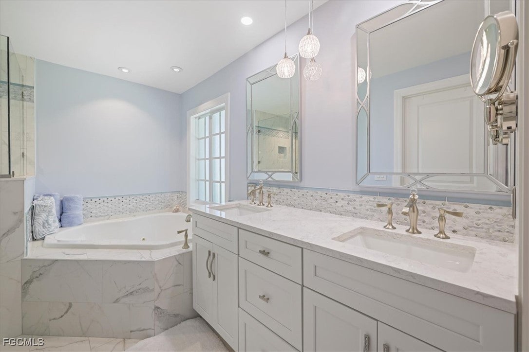 Fort Myers Beach, Florida, 33931, United States, 3 Bedrooms Bedrooms, ,3 BathroomsBathrooms,Residential,Active,1902947