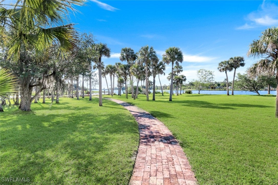 Alva, Florida, 33920, United States, 4 Bedrooms Bedrooms, ,5 BathroomsBathrooms,Residential,Active,1764865