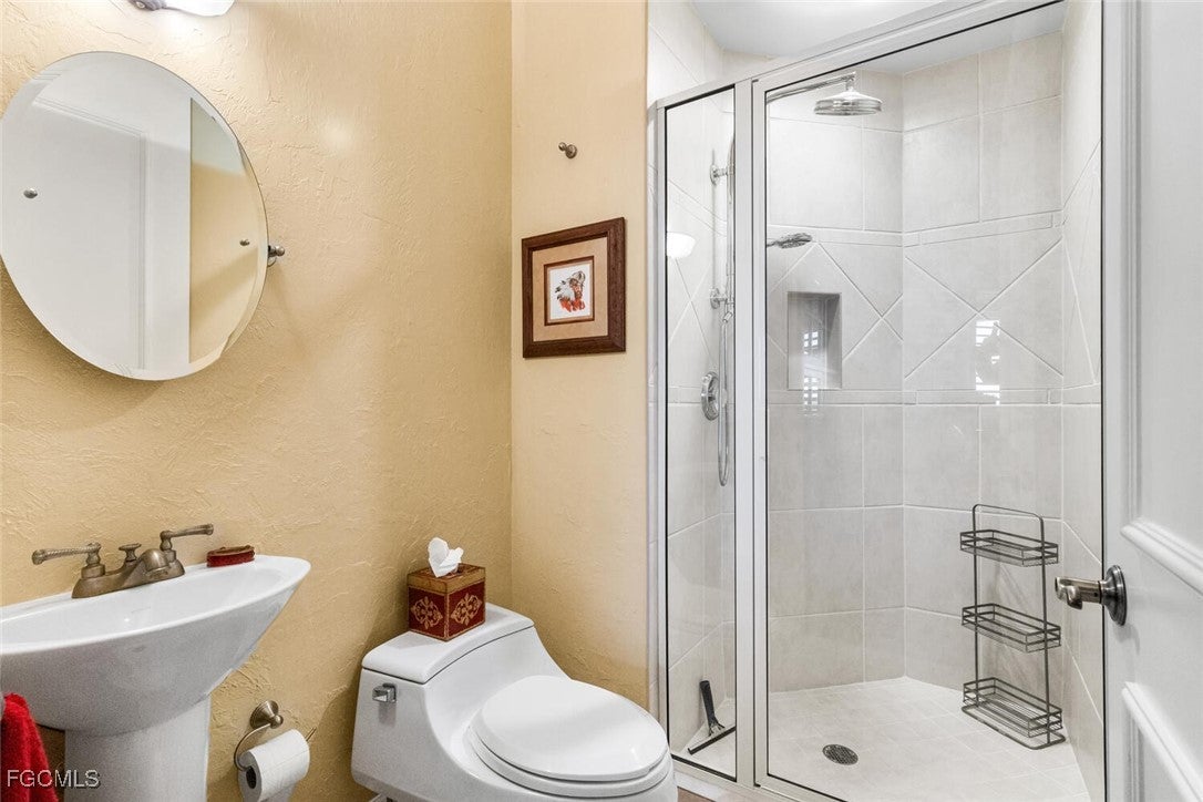 Fort Myers, Florida, 33908, United States, 3 Bedrooms Bedrooms, ,4 BathroomsBathrooms,Residential,Active,1946438