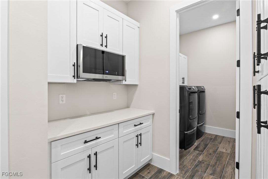 Cape Coral, Florida, 33991, United States, 4 Bedrooms Bedrooms, ,4 BathroomsBathrooms,Residential,Active,2002596