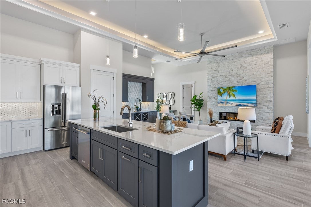 Cape Coral, Florida, 33914, United States, 4 Bedrooms Bedrooms, ,4 BathroomsBathrooms,Residential,Active,1900174