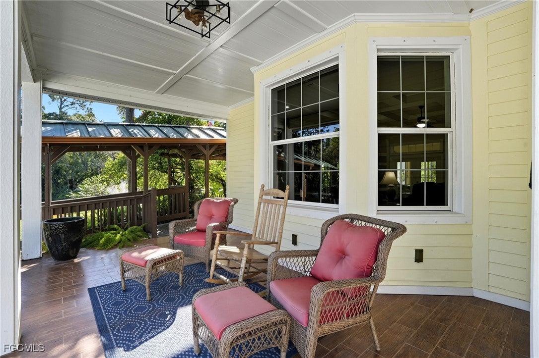 Fort Myers, Florida, 33912, United States, 4 Bedrooms Bedrooms, ,4 BathroomsBathrooms,Residential,Active,1964491