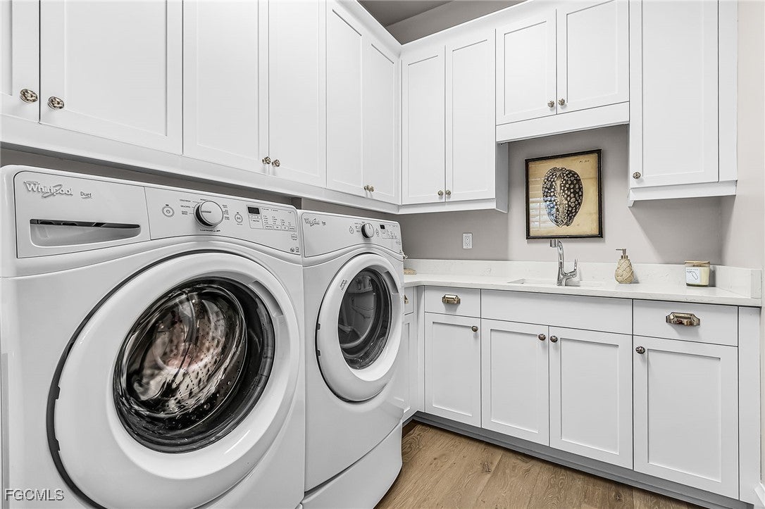 Miromar Lakes, Florida, 33913, United States, 4 Bedrooms Bedrooms, ,6 BathroomsBathrooms,Residential,Active,2010922