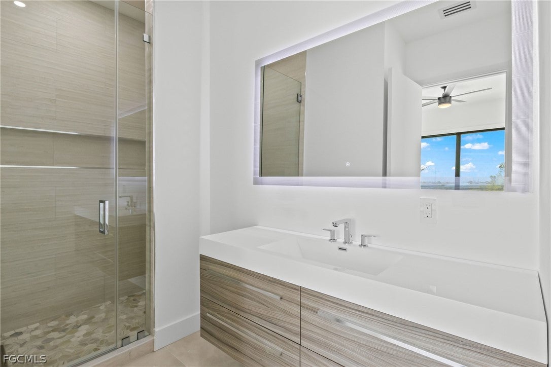 Cape Coral, Florida, 33991, United States, 6 Bedrooms Bedrooms, ,7 BathroomsBathrooms,Residential,Active,2018184