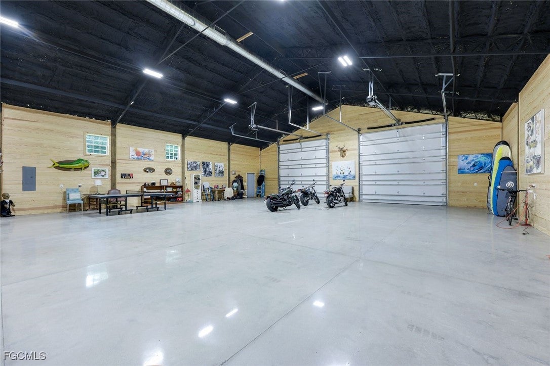 Alva, Florida, 33920, United States, 1 Bedroom Bedrooms, ,1 BathroomBathrooms,Residential,Active,1936413