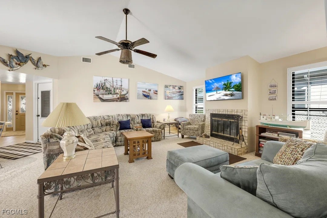 Cape Coral, Florida, 33914, United States, 3 Bedrooms Bedrooms, ,2 BathroomsBathrooms,Residential,Active,1996305