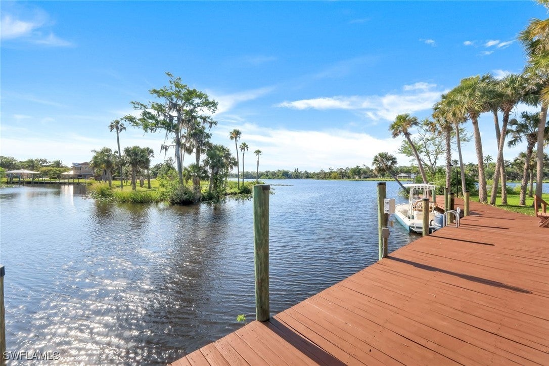 Alva, Florida, 33920, United States, 4 Bedrooms Bedrooms, ,5 BathroomsBathrooms,Residential,Active,1764865