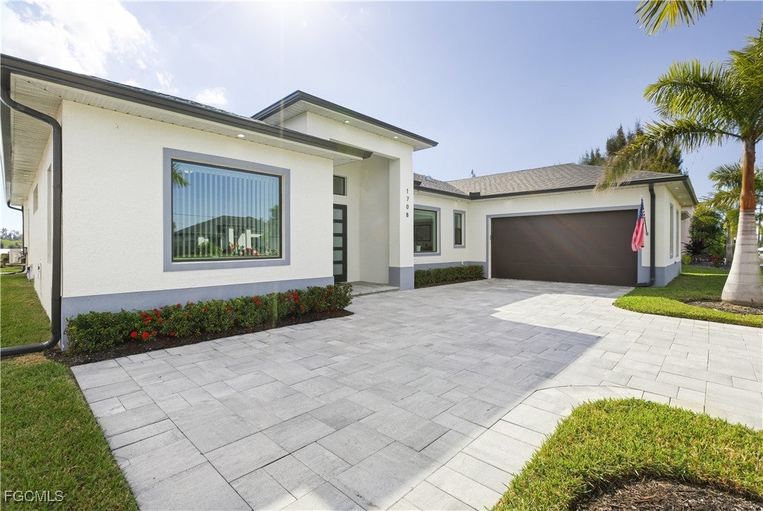 Cape Coral, Florida, 33991, United States, 5 Bedrooms Bedrooms, ,6 BathroomsBathrooms,Residential,Active,1994953