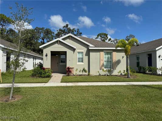 882 FRIENDSHIP CIR, LABELLE, FL 33935 - Image 1