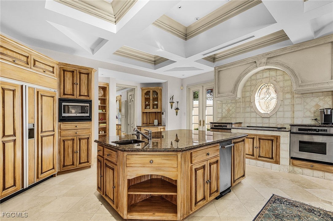 Fort Myers, Florida, 33912, United States, 5 Bedrooms Bedrooms, ,6 BathroomsBathrooms,Residential,Active,2009851