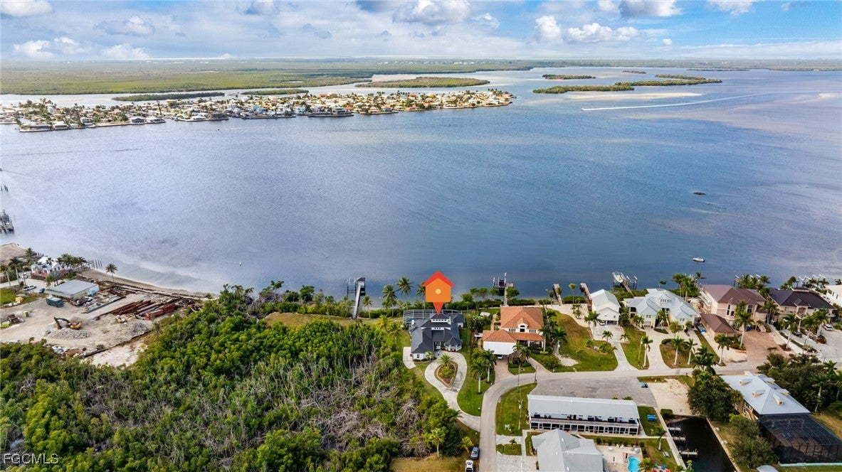 Matlacha, Florida, 33993, United States, 5 Bedrooms Bedrooms, ,5 BathroomsBathrooms,Residential,Active,2007225