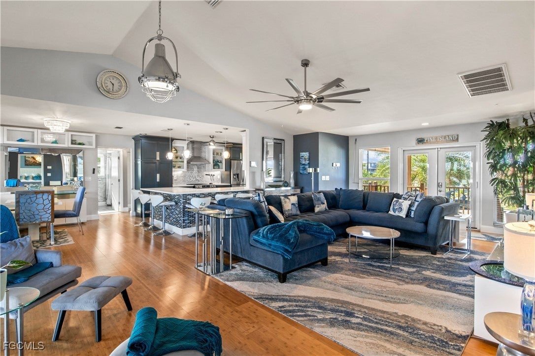 St. James City, Florida, 33956, United States, 4 Bedrooms Bedrooms, ,3 BathroomsBathrooms,Residential,Active,1986907