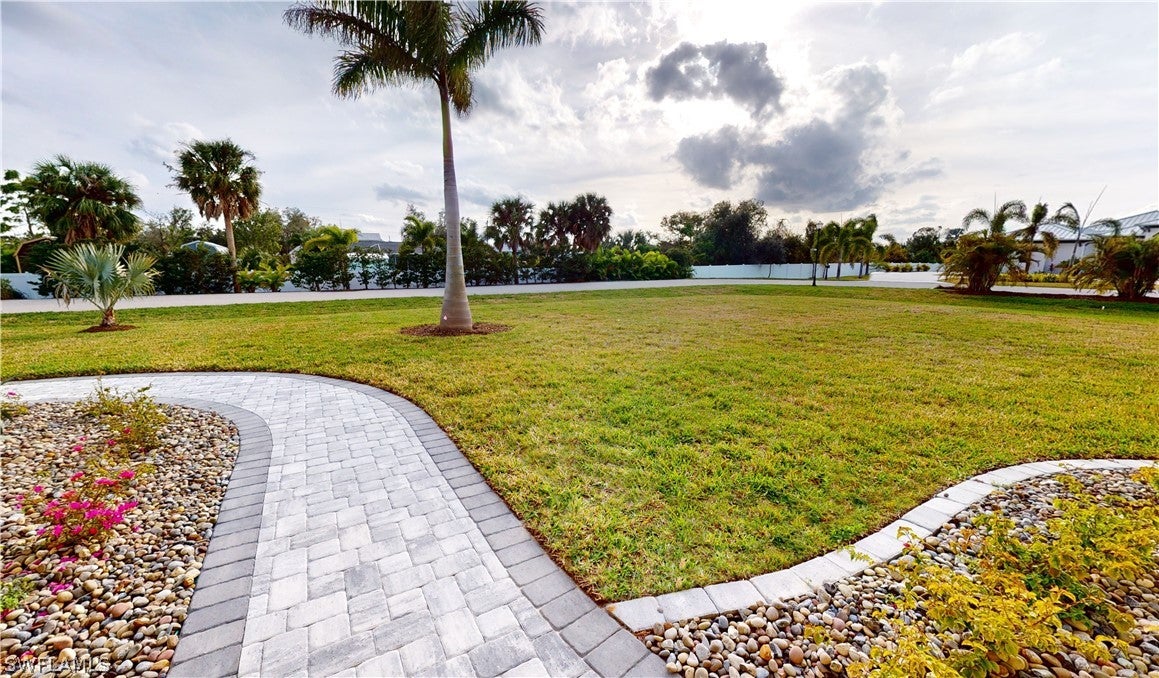 Punta Gorda, Florida, 33982, United States, 4 Bedrooms Bedrooms, ,3 BathroomsBathrooms,Residential,Active,1832313