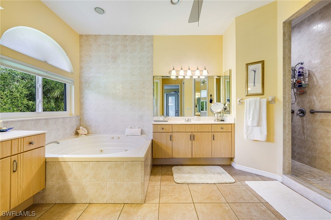 Alva, Florida, 33920, United States, ,3 BathroomsBathrooms,Residential,Active,1894197