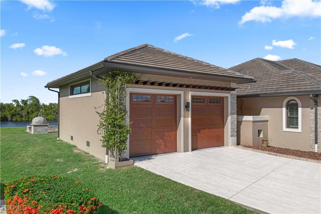 Cape Coral, Florida, 33914, United States, 3 Bedrooms Bedrooms, ,4 BathroomsBathrooms,Residential,Active,1962177