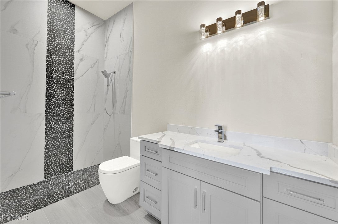 Cape Coral, Florida, 33993, United States, 4 Bedrooms Bedrooms, ,5 BathroomsBathrooms,Residential,Active,1903193