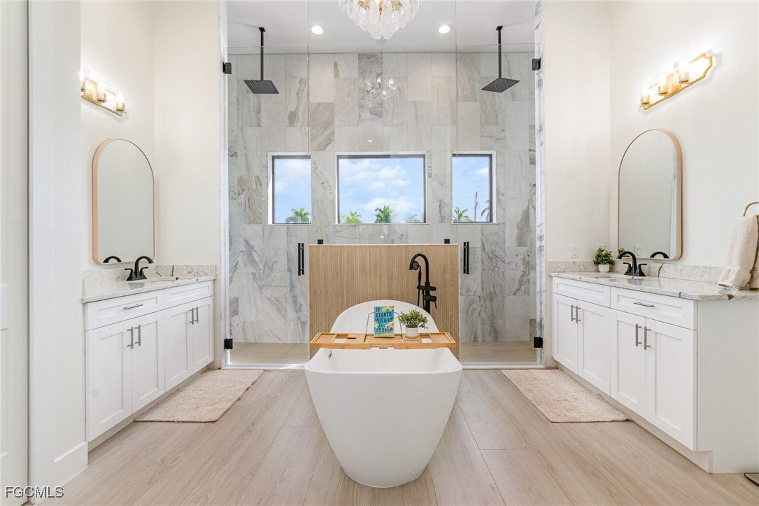 Cape Coral, Florida, 33993, United States, 5 Bedrooms Bedrooms, ,5 BathroomsBathrooms,Residential,Active,1989762