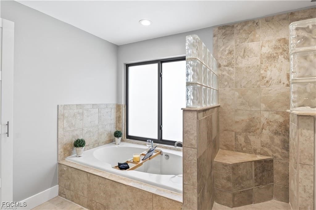 St. James City, Florida, 33956, United States, 4 Bedrooms Bedrooms, ,4 BathroomsBathrooms,Residential,Active,1962174