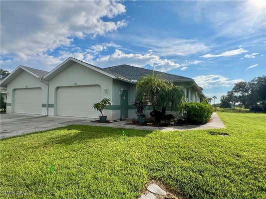 20075 LAKE VISTA CIR, LEHIGH ACRES, FL 33936 - Image 1